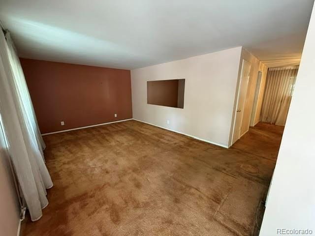 6621 S Logan St, Littleton, CO 80121