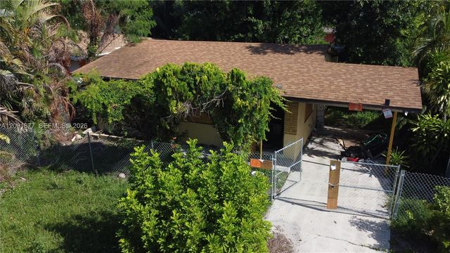 5205 Wiley Street, Hollywood, FL 33021