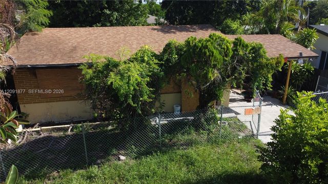 5205 Wiley Street, Hollywood, FL 33021