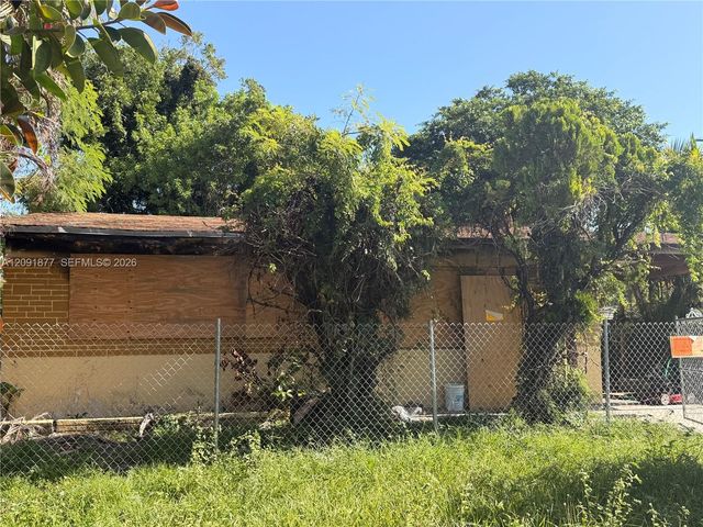 5205 Wiley Street, Hollywood, FL 33021