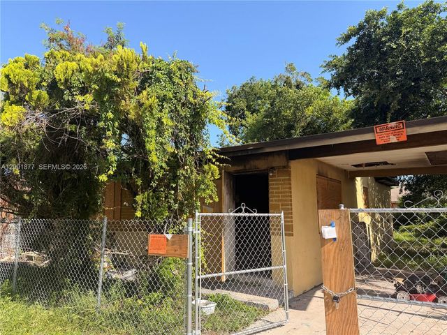5205 Wiley Street, Hollywood, FL 33021