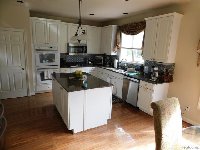 190 Mcdougal Court, Canton, MI 48188
