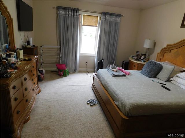 190 Mcdougal Court, Canton, MI 48188