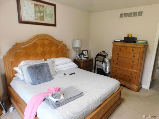 190 Mcdougal Court, Canton, MI 48188