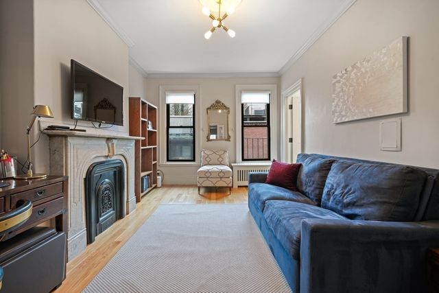 43 Warren Avenue 2, Boston, MA 02116