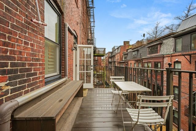 43 Warren Avenue 2, Boston, MA 02116