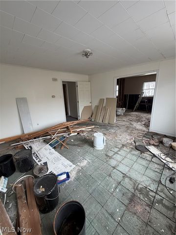 55060 national rd, Bridgeport, OH 43912