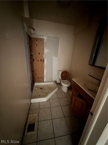 55060 national rd, Bridgeport, OH 43912