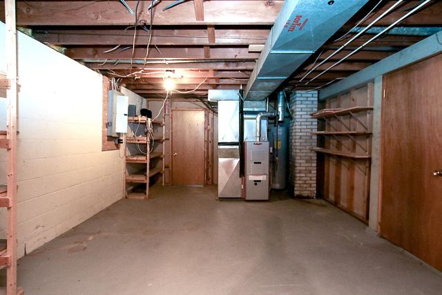 620 4th Avenue SW, Hutchinson, MN 55350