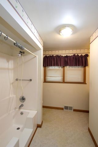 620 4th Avenue SW, Hutchinson, MN 55350