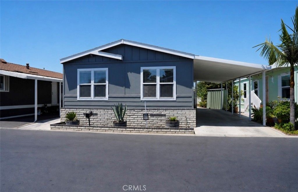 309 Putter #309, Santa Ana, CA 92703 — exterior
