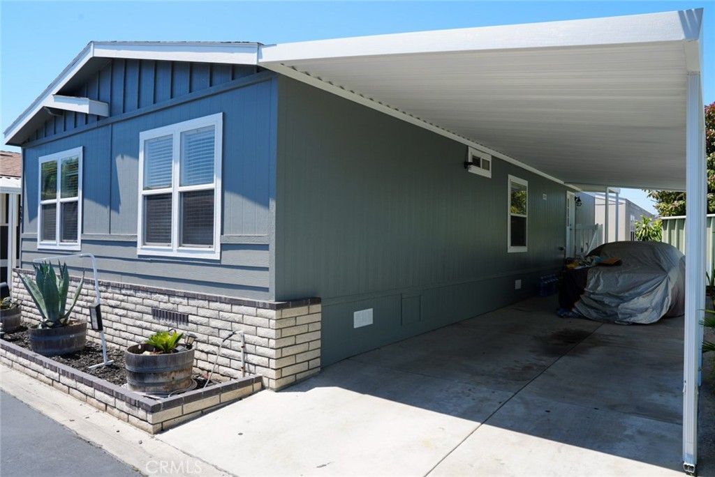309 Putter #309, Santa Ana, CA 92703 — photo 2