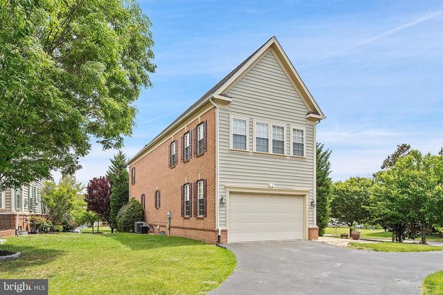 11701 TOWN GREEN RD, Bristow, VA 20136