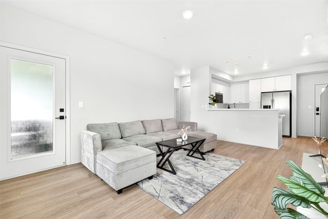 91-4099 Hikuono Street 1614, Kapolei, HI 96707