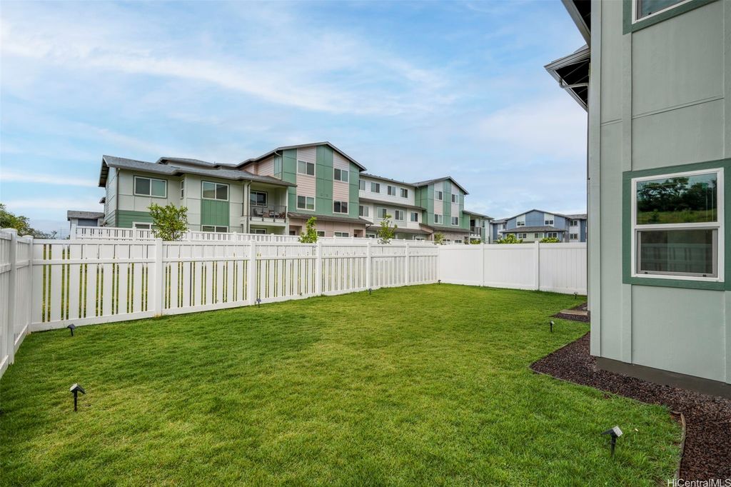 91-4099 Hikuono Street 1614, Kapolei, HI 96707