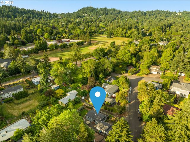 4743 Sw SEYMOUR Ct, Portland, OR 97221