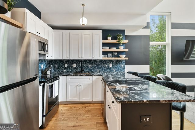 208 12th Street NE 304, Atlanta, GA 30309