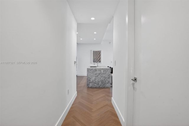 5775 Collins Ave 605, Miami Beach, FL 33140