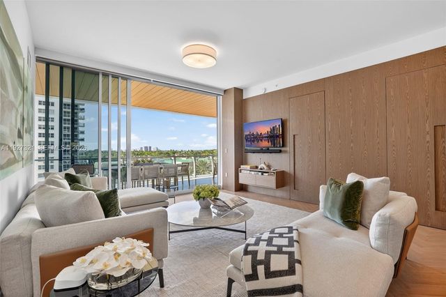 5775 Collins Ave 605, Miami Beach, FL 33140