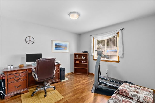 2537 Kempton Street SE, Olympia, WA 98501