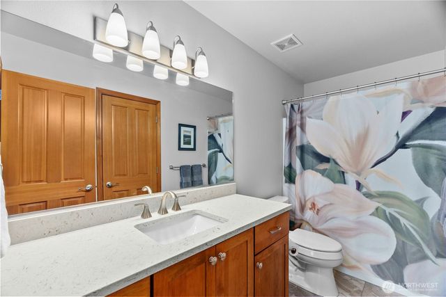 2537 Kempton Street SE, Olympia, WA 98501