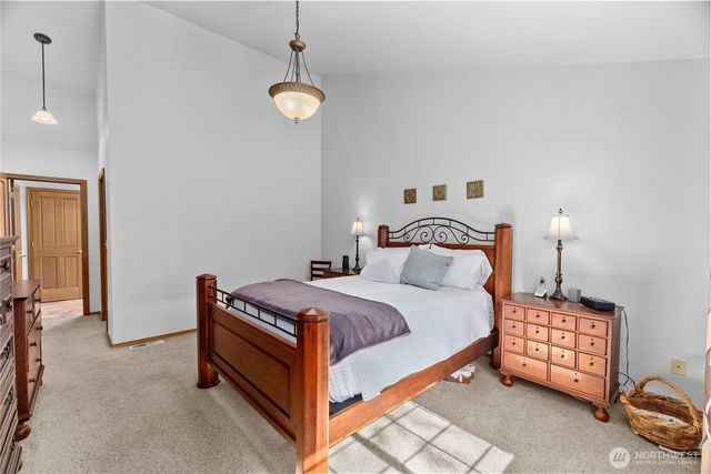 2537 Kempton Street SE, Olympia, WA 98501