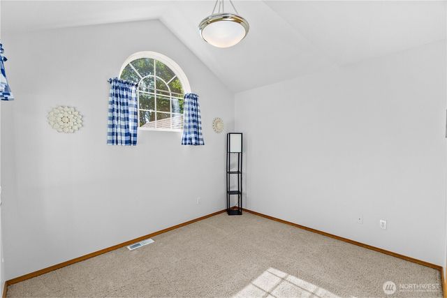 2537 Kempton Street SE, Olympia, WA 98501