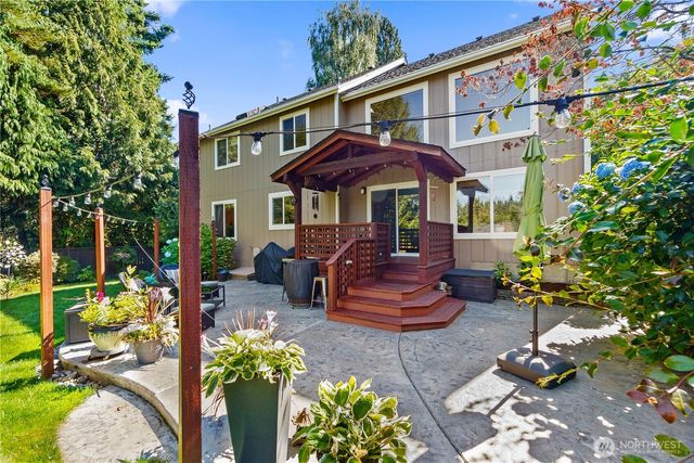 2537 Kempton Street SE, Olympia, WA 98501