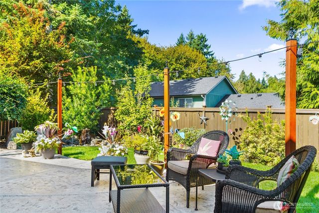 2537 Kempton Street SE, Olympia, WA 98501