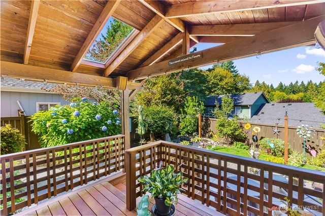 2537 Kempton Street SE, Olympia, WA 98501