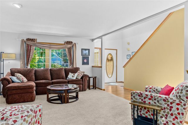 2537 Kempton Street SE, Olympia, WA 98501