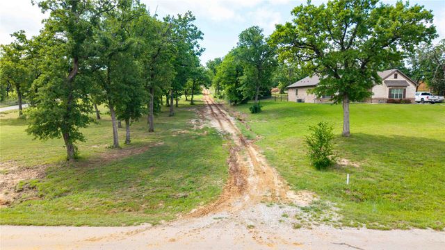 116 Oakwood Hills Drive, Paradise, TX 76073
