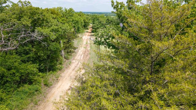 116 Oakwood Hills Drive, Paradise, TX 76073