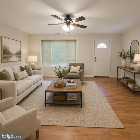 1833 ADDISON RD S, District Heights, MD 20747