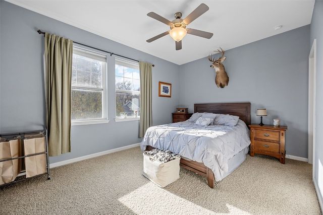 877 Walker Circle, Iowa City, IA 52245