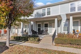 877 Walker Circle, Iowa City, IA 52245