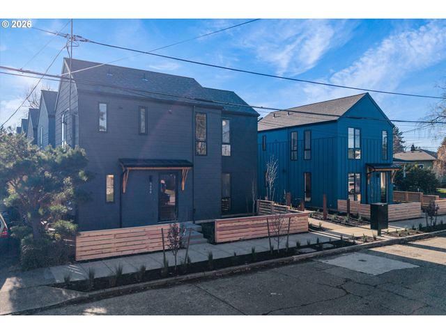 5498 Se Boise St, Portland, OR 97206