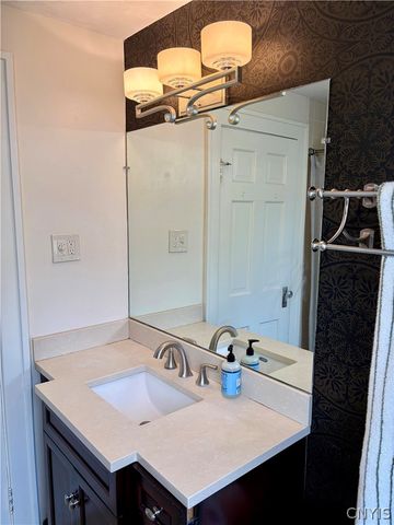 120 Lincklaen Street, Cazenovia, NY 13035