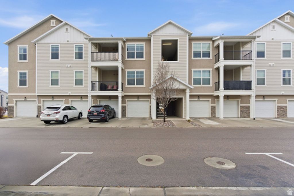 13092 S TORTOLA DR #304, Herriman, UT 84096 — exterior