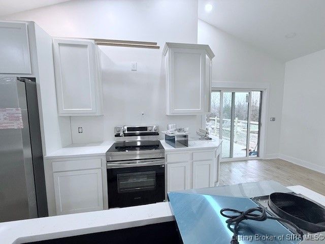 1405 Mount Zion Rd, Henryville, IN 47126