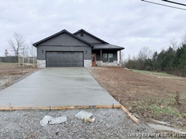 1405 Mount Zion Rd, Henryville, IN 47126