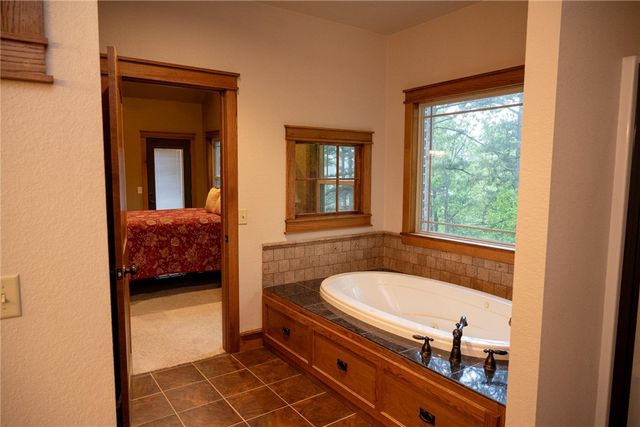 8295 Ridgecrest, Rogers, AR 72756