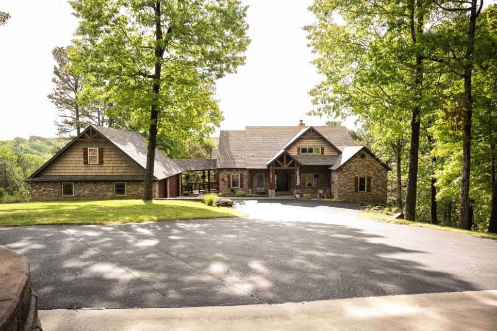 8295 Ridgecrest, Rogers, AR 72756