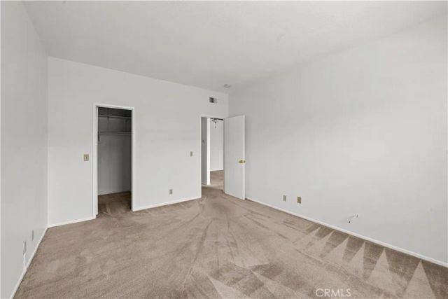 27645 Susan Beth A, Saugus, CA 91350