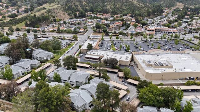27645 Susan Beth A, Saugus, CA 91350