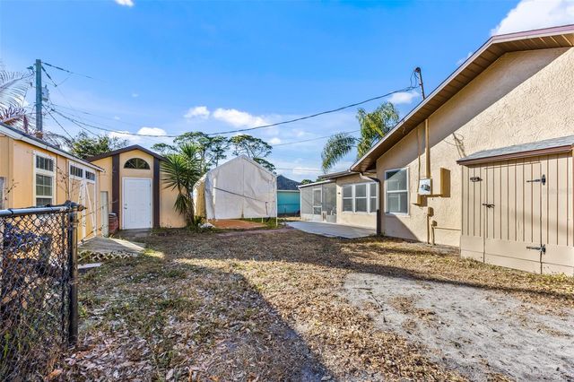 100 SEAHORSE CIRCLE SE, Palm Bay, FL 32909