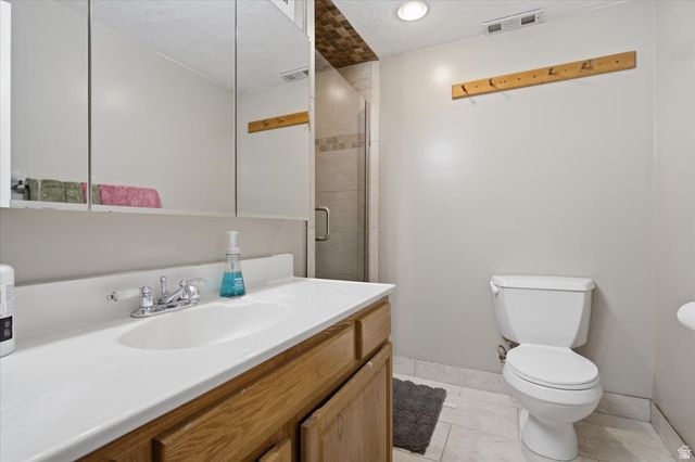 1896 N 350 E, Centerville, UT 84014