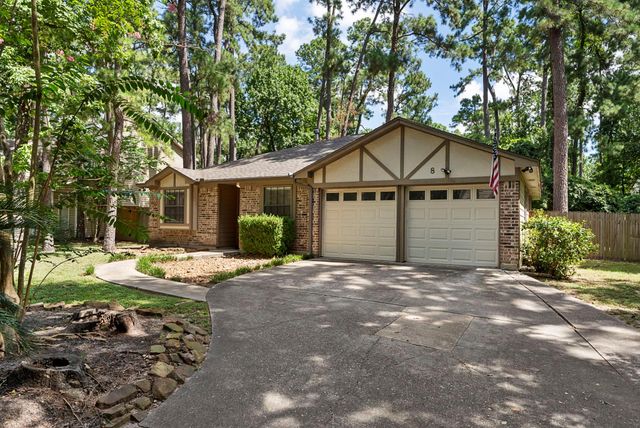 8 Fallenstone Drive, The Woodlands, TX 77381