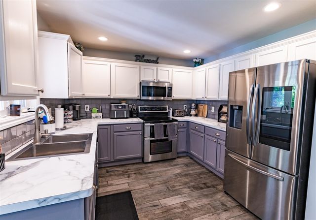 25283 Silver Oaks Boulevard, Mattawan, MI 49071