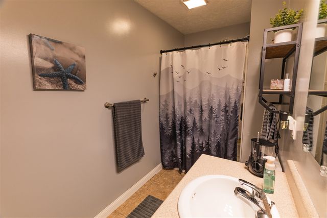 25283 Silver Oaks Boulevard, Mattawan, MI 49071